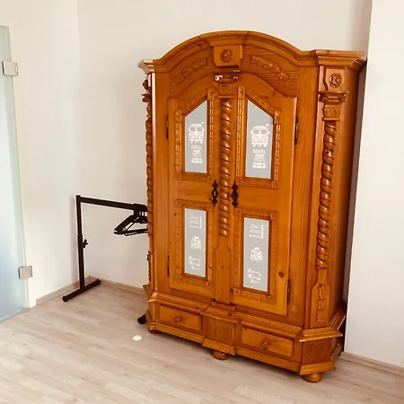 Apartment Betongold Gemuetliche, Rollstuhlgerechte, Barrierefreie Duisburg